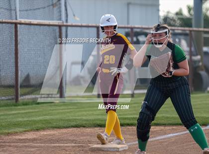 Thumbnail 3 in Tioga @ Collinsville photogallery.