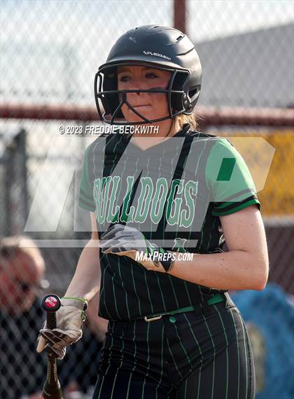 Thumbnail 3 in Tioga @ Collinsville photogallery.