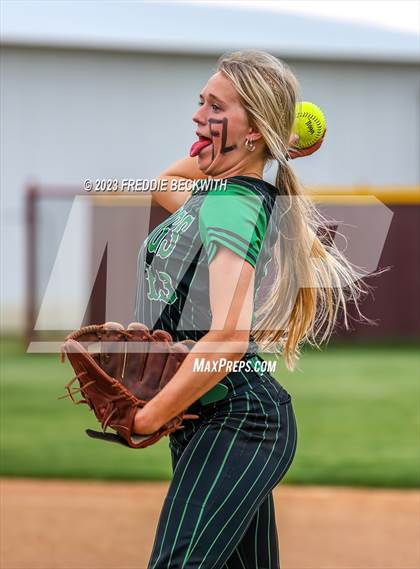 Thumbnail 2 in Tioga @ Collinsville photogallery.