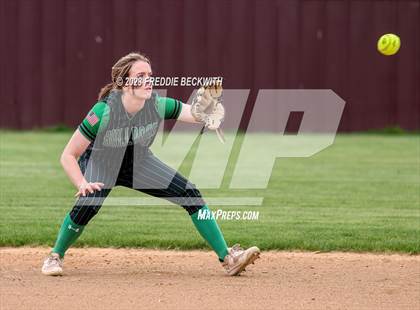 Thumbnail 3 in Tioga @ Collinsville photogallery.