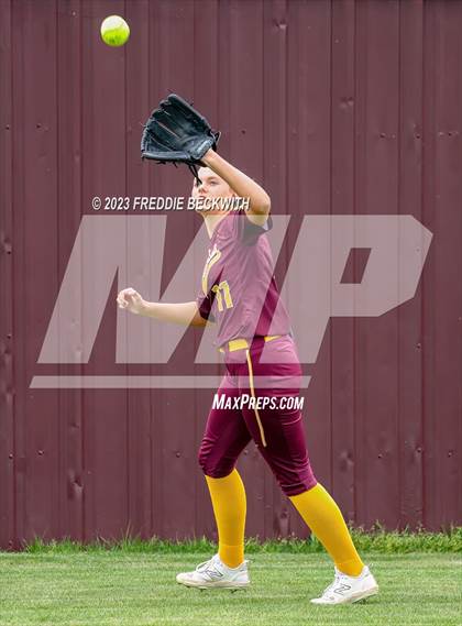 Thumbnail 1 in Tioga @ Collinsville photogallery.