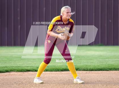 Thumbnail 1 in Tioga @ Collinsville photogallery.