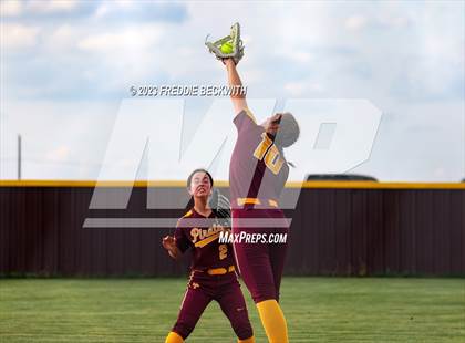 Thumbnail 1 in Tioga @ Collinsville photogallery.