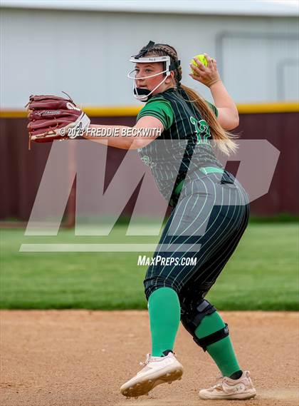 Thumbnail 2 in Tioga @ Collinsville photogallery.