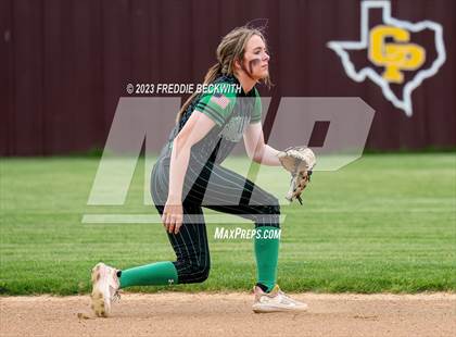 Thumbnail 3 in Tioga @ Collinsville photogallery.