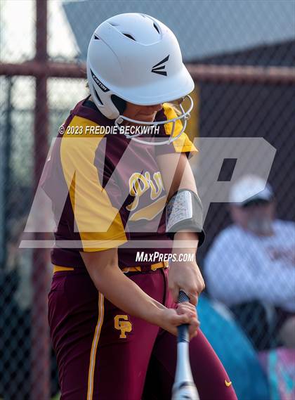 Thumbnail 1 in Tioga @ Collinsville photogallery.