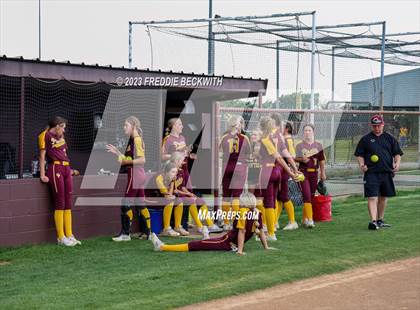 Thumbnail 2 in Tioga @ Collinsville photogallery.