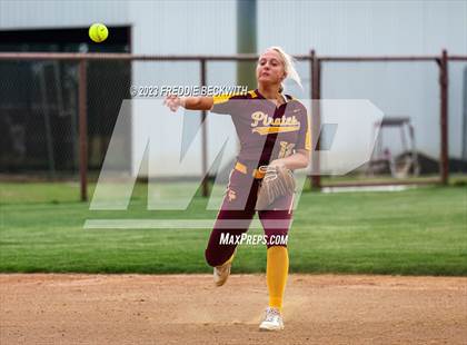 Thumbnail 2 in Tioga @ Collinsville photogallery.