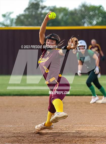 Thumbnail 1 in Tioga @ Collinsville photogallery.