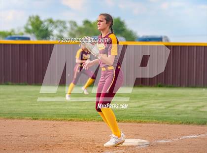 Thumbnail 3 in Tioga @ Collinsville photogallery.
