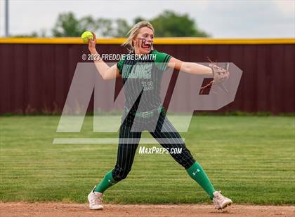 Thumbnail 3 in Tioga @ Collinsville photogallery.
