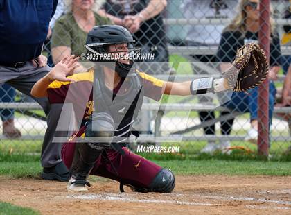Thumbnail 3 in Tioga @ Collinsville photogallery.