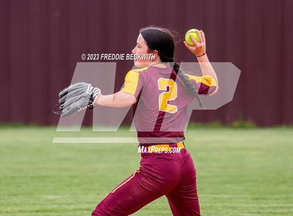 Thumbnail 2 in Tioga @ Collinsville photogallery.