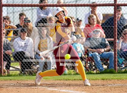 Thumbnail 3 in Tioga @ Collinsville photogallery.