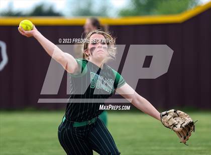 Thumbnail 2 in Tioga @ Collinsville photogallery.