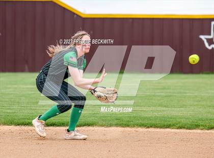 Thumbnail 2 in Tioga @ Collinsville photogallery.