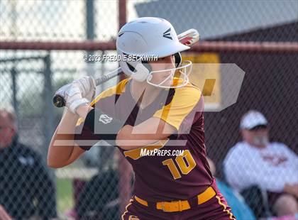 Thumbnail 3 in Tioga @ Collinsville photogallery.