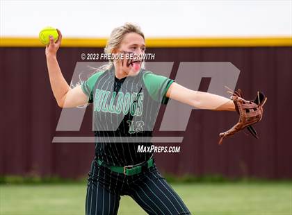 Thumbnail 1 in Tioga @ Collinsville photogallery.
