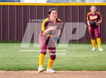 Thumbnail 2 in Tioga @ Collinsville photogallery.