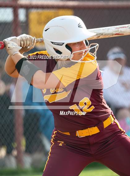 Thumbnail 1 in Tioga @ Collinsville photogallery.