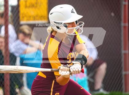 Thumbnail 2 in Tioga @ Collinsville photogallery.