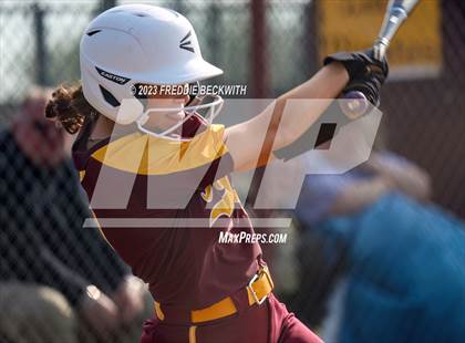 Thumbnail 2 in Tioga @ Collinsville photogallery.