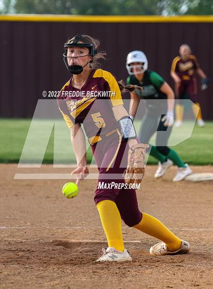 Thumbnail 1 in Tioga @ Collinsville photogallery.