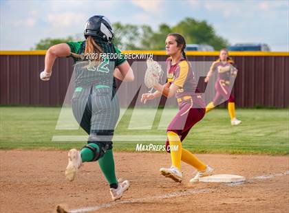 Thumbnail 2 in Tioga @ Collinsville photogallery.