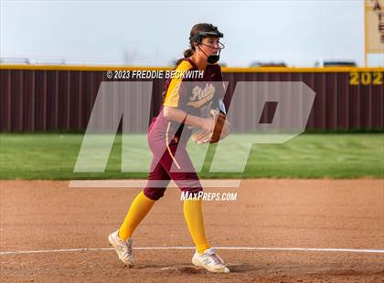 Thumbnail 1 in Tioga @ Collinsville photogallery.