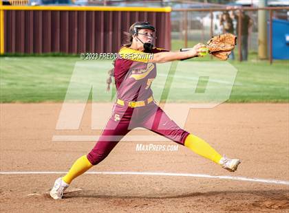 Thumbnail 2 in Tioga @ Collinsville photogallery.