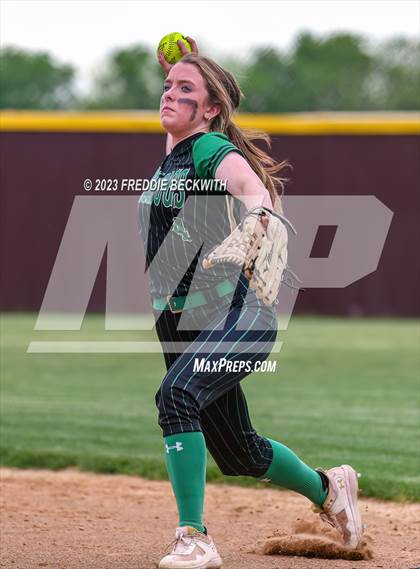 Thumbnail 1 in Tioga @ Collinsville photogallery.