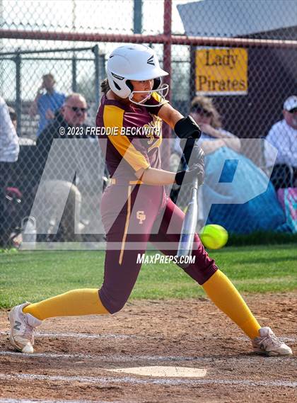 Thumbnail 3 in Tioga @ Collinsville photogallery.