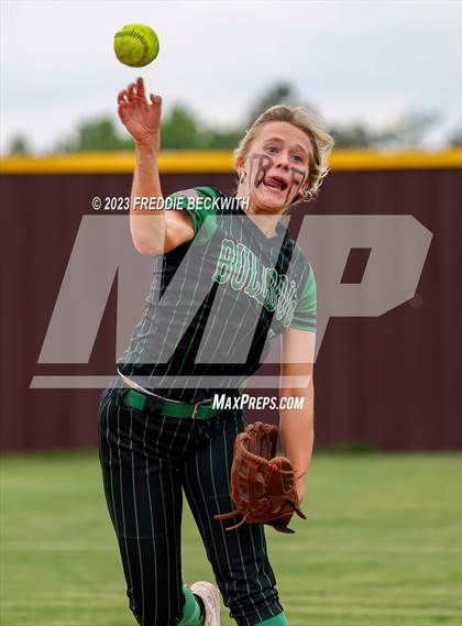 Thumbnail 2 in Tioga @ Collinsville photogallery.