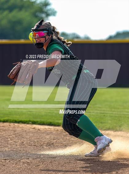 Thumbnail 2 in Tioga @ Collinsville photogallery.