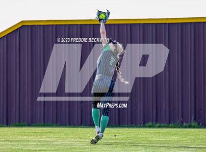 Thumbnail 1 in Tioga @ Collinsville photogallery.