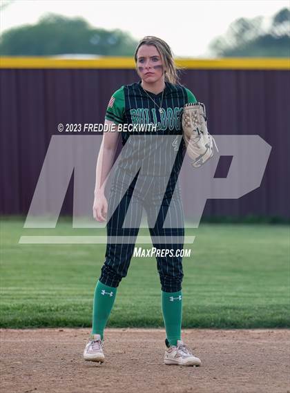 Thumbnail 1 in Tioga @ Collinsville photogallery.