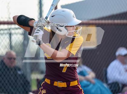 Thumbnail 1 in Tioga @ Collinsville photogallery.