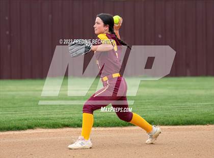 Thumbnail 1 in Tioga @ Collinsville photogallery.
