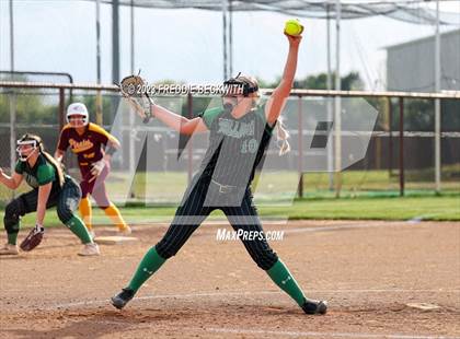 Thumbnail 3 in Tioga @ Collinsville photogallery.