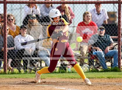 Thumbnail 3 in Tioga @ Collinsville photogallery.
