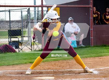 Thumbnail 3 in Tioga @ Collinsville photogallery.