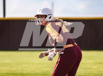 Thumbnail 2 in Tioga @ Collinsville photogallery.