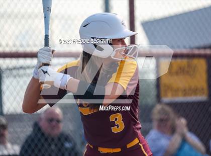 Thumbnail 2 in Tioga @ Collinsville photogallery.