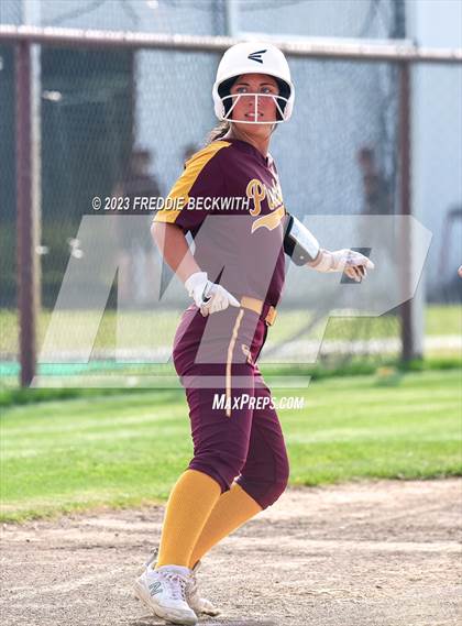 Thumbnail 3 in Tioga @ Collinsville photogallery.