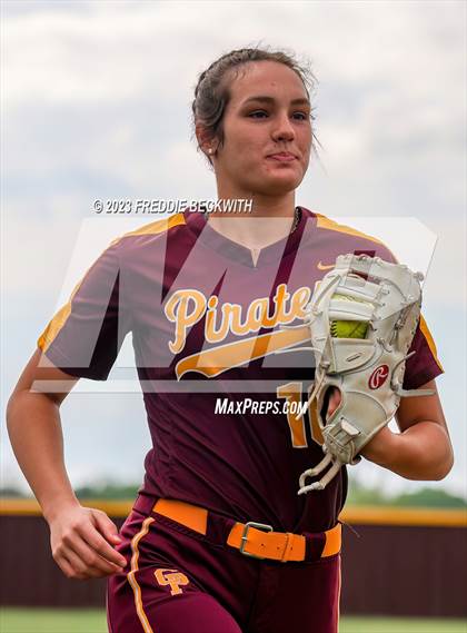 Thumbnail 1 in Tioga @ Collinsville photogallery.