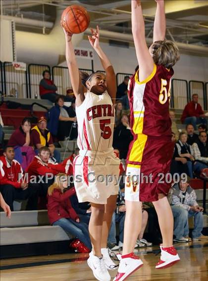 Thumbnail 3 in Star Valley @ Central High (2009 McDonald Classic) photogallery.