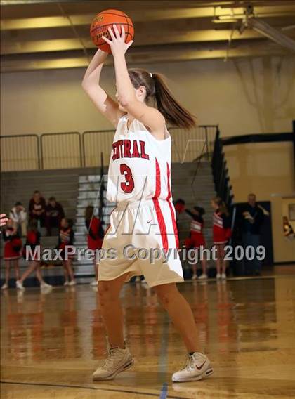 Thumbnail 2 in Star Valley @ Central High (2009 McDonald Classic) photogallery.
