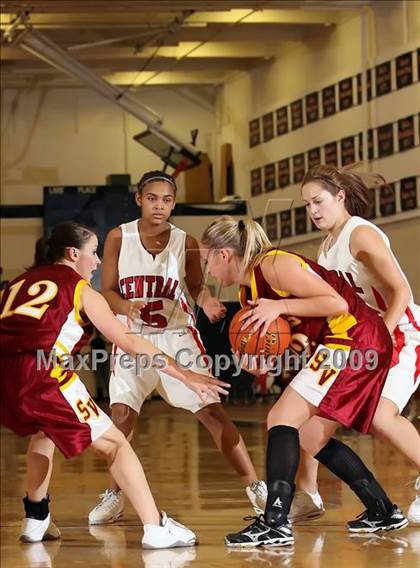 Thumbnail 3 in Star Valley @ Central High (2009 McDonald Classic) photogallery.