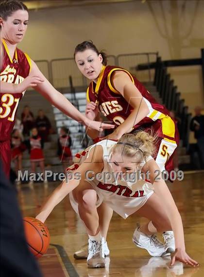 Thumbnail 2 in Star Valley @ Central High (2009 McDonald Classic) photogallery.