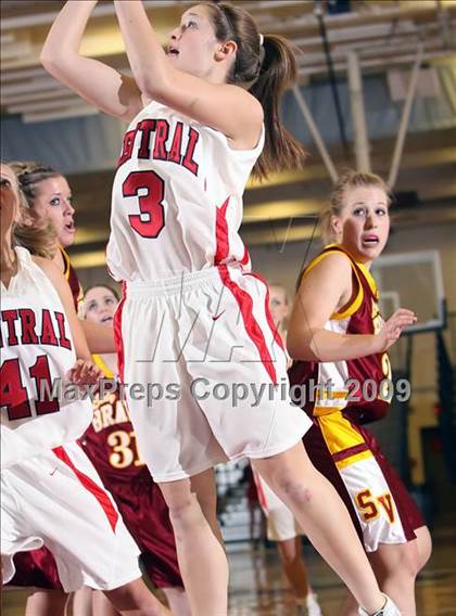 Thumbnail 1 in Star Valley @ Central High (2009 McDonald Classic) photogallery.